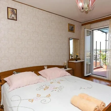 Niko - Double With Private External Bathroom 公寓